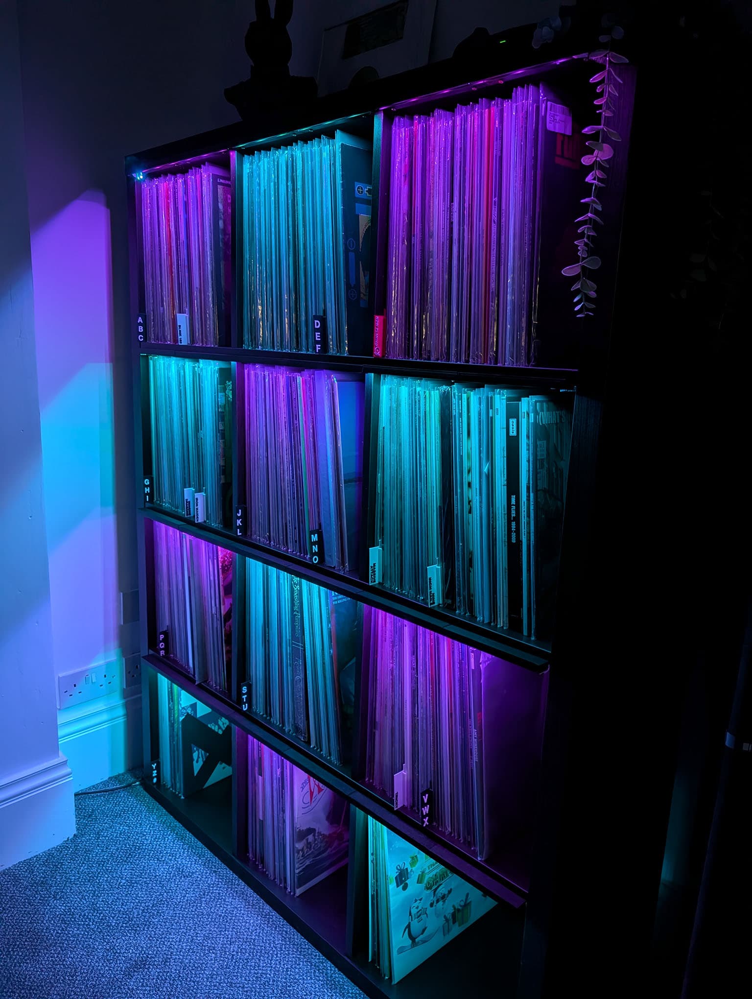 Portrait image of GrooveGrids LED housing profile