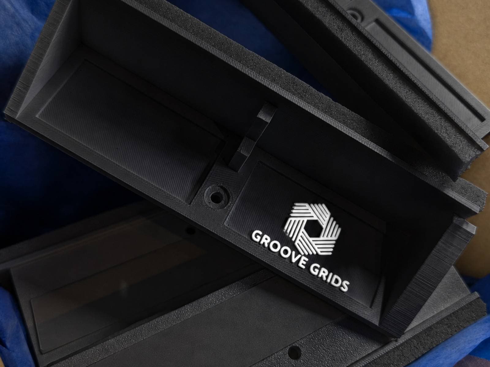 GrooveGridsUK Kallax vinyl record storage bumper in Black